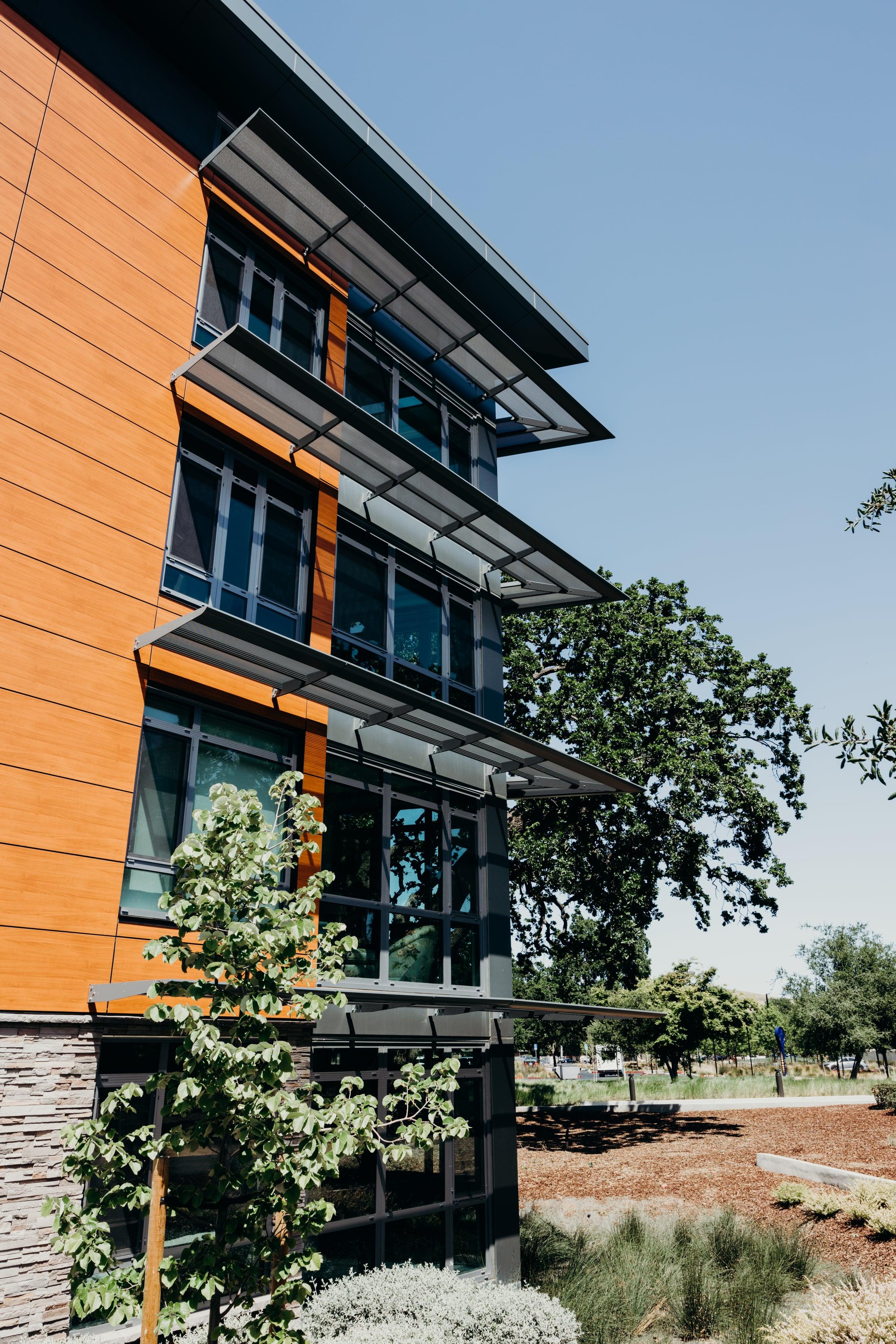 Viamonte apartments exterior with USGA Inc. glazing